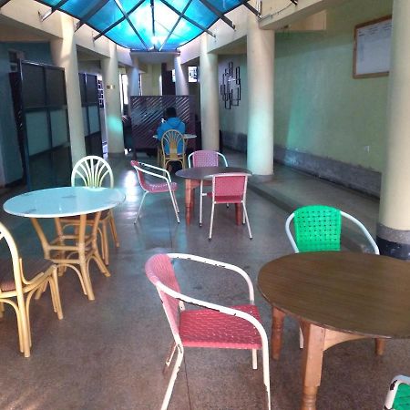 Crown Hotel Kericho Kültér fotó